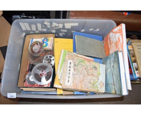 BOX CONTAINING QUANTITY OF VARIOUS VINTAGE BOOKS INCLUDING ON THE BROADS, GREAT YARMOUTH 1886 - 1936, VARIOUS LOCAL INTEREST 