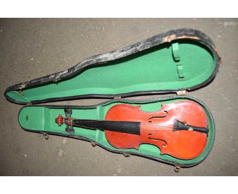 CASED VINTAGE VIOLIN