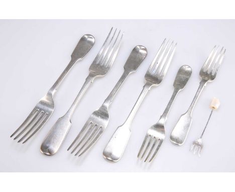 A GROUP OF SILVER FORKS, GEORGE IV AND LATER including three table forks by William Eaton, London 1829, Fiddle pattern, engra