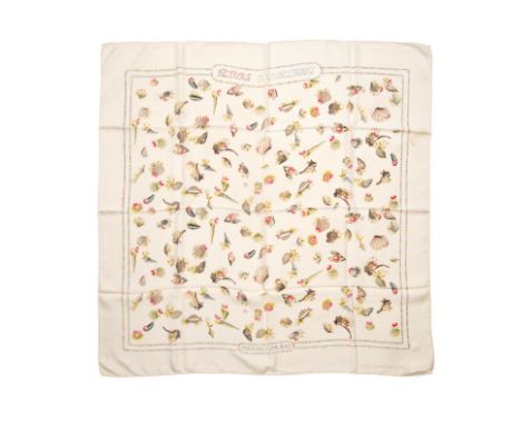 HERMES Paris, circa 1960. Carré 'Fleurs Coquillages'Dessinateur: Anne GavarniEn soie imprimée et titrée, sur fond écru.Fils t