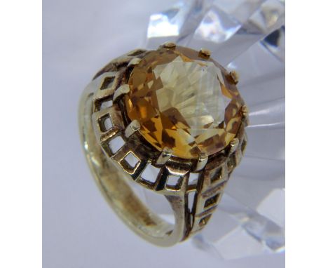 DAMENRING585/000 Gelbgold mit Citrin. Ringgr. 55, Brutto ca. 8,7g   A LADIES RING 585/000 yellow gold with citrine. Ring size
