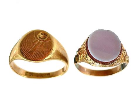 A 9ct gold signet ring, size P. Together with a broken rose gold signet ring, 7g.
