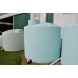 2500 flat bottom poly tank