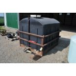 1000 gal square poly tank