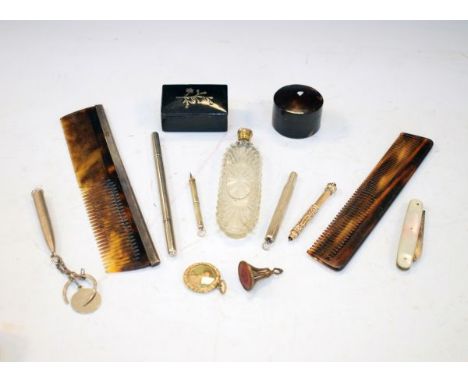 19th Century cut glass scent bottle having a gilt metal screw top, silver bladed fruit knife, silver cased toothpick, fob sea