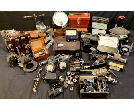 Scientific and Engineering Instruments - a Beck Binomax microscope; microscope and other lenses; a quantity of laboratory gla