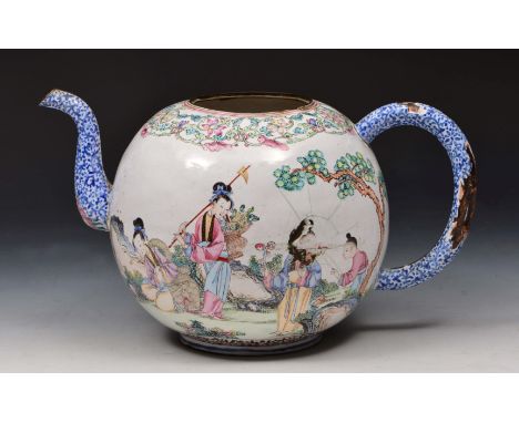 A LARGE 18TH CENTURY CANTON ENAMEL TEA KETTLE with polychrome figure decoration, 18cm high (lid deficient)
