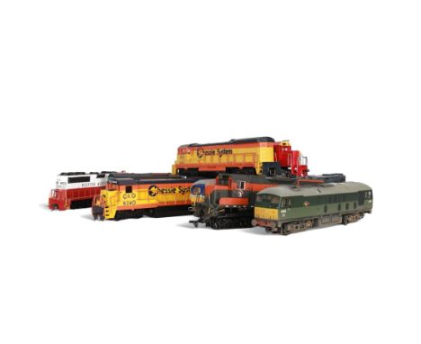 Ten Bachmann '00' gauge locomotives, including Class 66 Co-Co GBRf no. 66779, Class 66 Co-Co Malcolm Rail no. 66412 and Chess