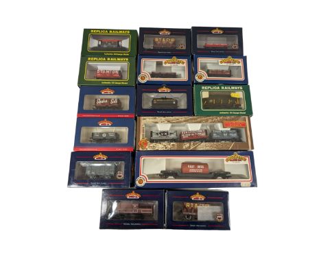 Thirteen Bachmann Branch Line '00' gauge goods wagons, to include Tank wagons, Bogie Well wagon set of three Coal Traders Cla