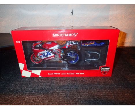 Minichamps 1/12 Scale 122 040252 Ducati 999 F04 James Toseland WSB 2004 hand signed CONDITION REPORT: This item has no Certif