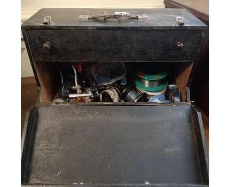 Assorted fishing items, to include rods, reels and related items (qty)