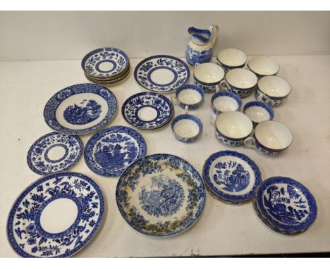 A 19th century and later blue and white ceramics to include Spode examples, Royal Doulton examples, a Minton bowl and othersL