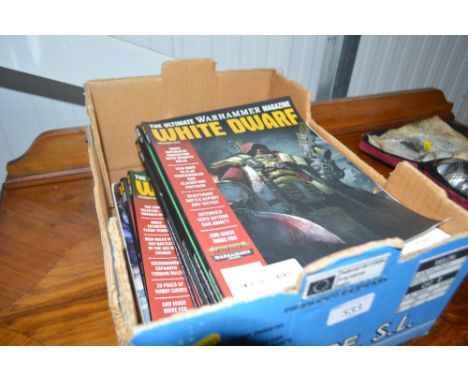 A box containing War Hammer magazine 