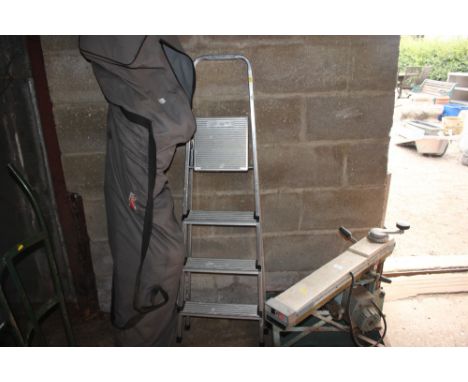 An aluminium step ladder