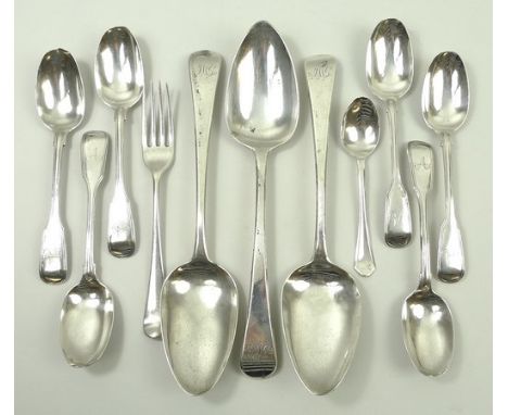 A quantity of silver flatware, comprising a set of six Victorian Fiddle and Thread tea spoons, initial engraved, Samuel Hayne