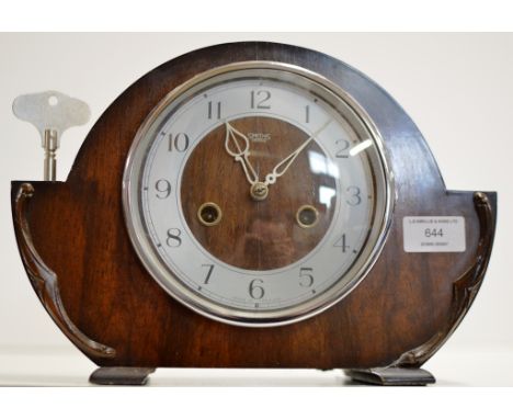 A SMITH'S ART DECO STYLE MAHOGANY CASED STRIKING MANTLE CLOCK WITH KEY    