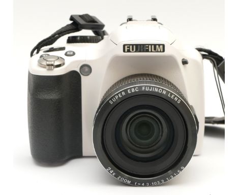 Fujifilm Finepix SL240 Digital Camera, white finish