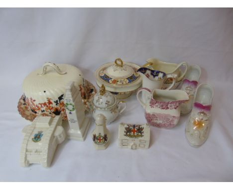 Assortment of china and glass to include 3 pieces of crested ware to include 2 First World War commemorative items