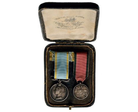 Mounted Group of 2 Miniatures Medal for the Crimean War Sardinian Issue "La Crimea" Turkey, Medal for the Crimean War, Breast