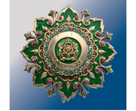 ORDER OF THE MUHAMMAD (Wisam alMuhammadi) 1st Class Badge. Breast Badge, 66 mm, gilt Silver, green enamel, emeralds and rubie