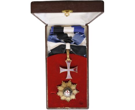 ORDER OF PRINCE HENRY THE NAVIGATOR Grand Cross Set, 1st Class, instituted in 1960. Sash Badge, 70x58 mm, gilt Silver, obvers