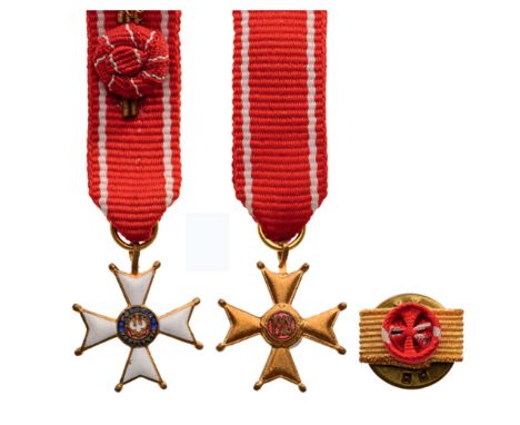 ORDER OF POLONIA RESTITUTA - ORDER OF RESTAURED POLAND (1918) Officer’s Cross Miniature, 4th Class, 1st Type. Breast Badge, 1