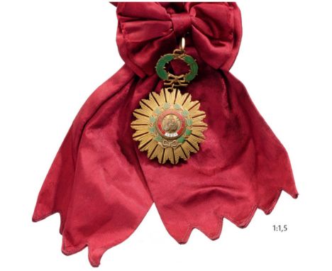 ORDER OF THE SUN OF PERU Grand Cross Sash Badge, 1st Class. Sash Badge, bronze gilt, 90x57 mm, maker’s mark "Zuloeta S.A.", e