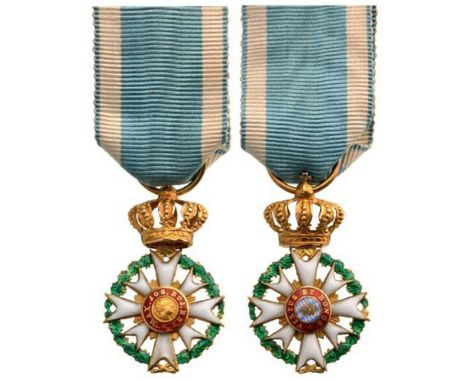 CIVIL MERIT ORDER OF THE BAVARIAN ORDER Knight's Cross Miniature, instituted in 1808. Breast Badge, 15 mm, GOLD, both sides e