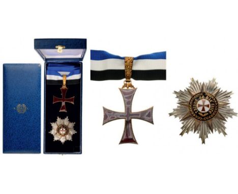 ORDER OF PRINCE HENRY THE NAVIGATOR Grand Officer's Set, 2nd Class, instituted in 1960. Neck Badge, 64x57 mm, gilt Silver, ob