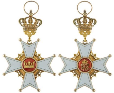 MILITARY ORDER OF CHARLES FREDERICK Grand Cross Badge, instituted in 1807. Sash Badge, 109x69 mm, GOLD, 40.85 g, enameled, ho