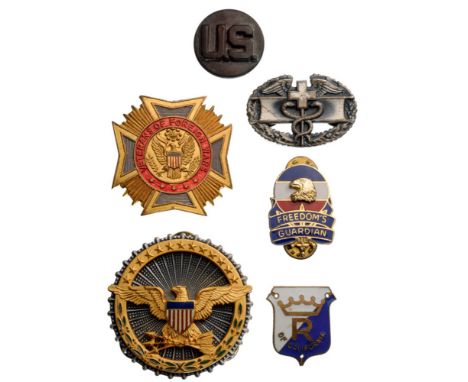 Small Group of US Army Badges, one unidentified Veterans of Foreign Wars, Freedom’s Guardian, Medical Badge. Breast Badges an