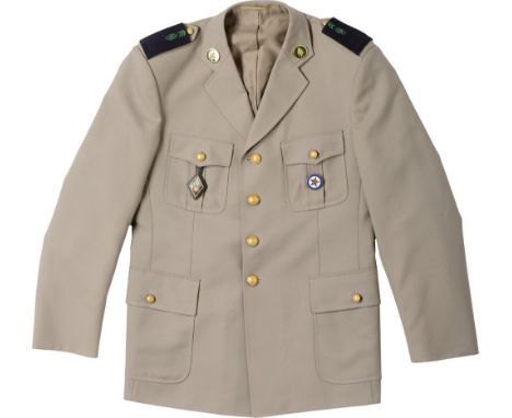 Lot of 2 Foreign Legion uniforms, after 1980 1st Uniform: Engineer officer uniform, contains: coat with one epaulette, collar