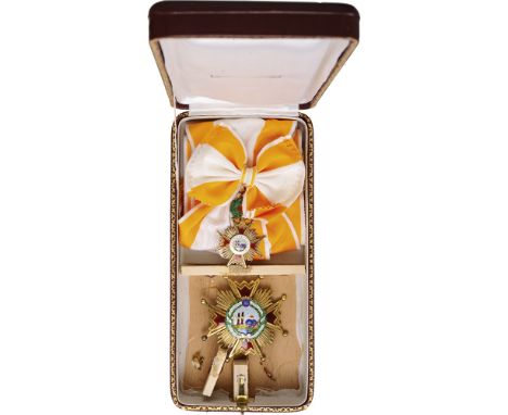 ORDER OF ISABELLA THE CATHOLIC Grand Cross Set, instituted in 1815. Sash Badge, 63x43 mm, gilt Silver, multipart construction