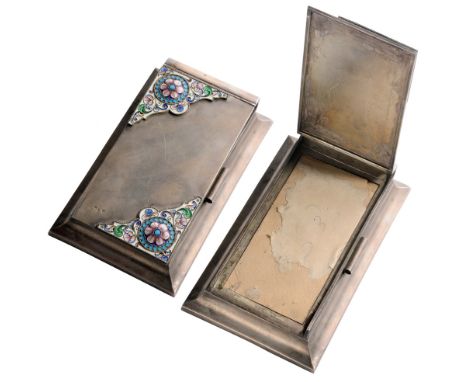 Silver and enamel desk pad Model with a removable lid (no pen in the penholder) and paper reserve, original enamel with motiv