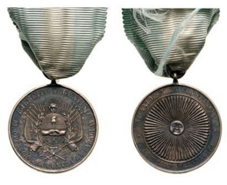 Commemorative Medal for the end of the 1866 campaign for officers, instituted in 1866 Breast Badge, 27 mm, Silver, original s