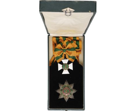 ORDER OF THE OAK CROWN Grand Cross Set, 1st Class, instituted in 1841. Sash Badge, 57 mm, gilt Silver, both sides enameled, b