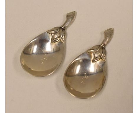 A PAIR OF ITALIAN SILVER NOVELTY CADDY SPOONS in the form of plum tomatoes with engraved stalks as handles, the bowls with mo