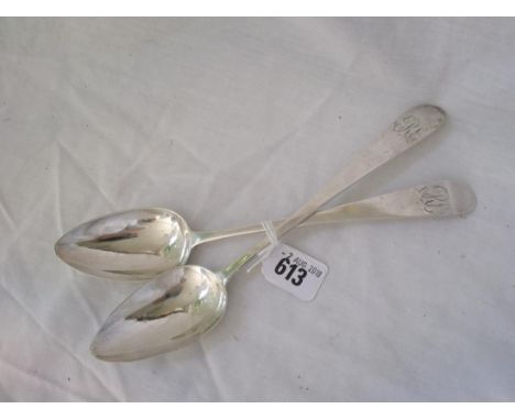 Pair Georgian Irish Celtic point table spoons Dublin  1820 by IB 130g        