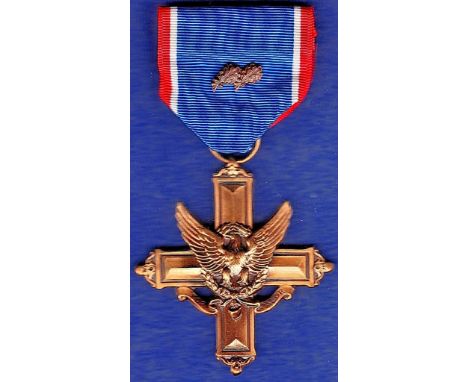 USA Army Distinguished Service Cross (Modern version) with Army service oak leaf pip. GVF