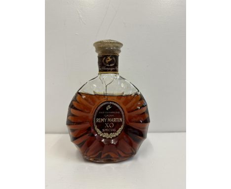 One bottle of Remy Martin XO Special Fine Champagne Cognac,Location:If there is no condition report shown, please request 