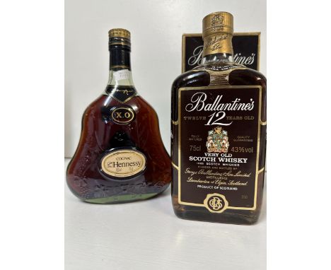 A single bottle of Hennessy XO Cognac, 70cl, a single bottle of Ballantines 12 year old Scotch Whisky,  Location: shelf DIf t