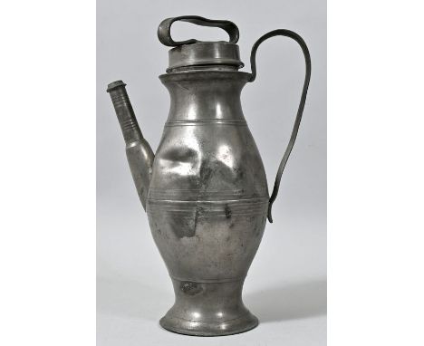   Tüllenkanne, dat.1864  Zinn. Gebauchter Korpus mit kanneliertem Henkel, Schraubdeckel mit feststehendem Ring. Unterhalb des
