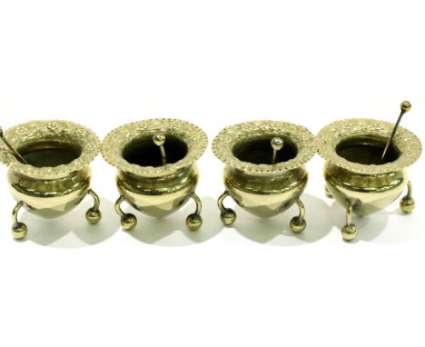 Four unmarked white metal open salts with spoons. P&amp;P Group 2 (£18+VAT for the first lot and £3+VAT for subsequent lots) 