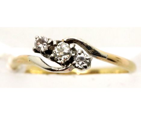 18ct gold and diamond trilogy ring, size K/L, 2.1g. P&amp;P Group 1 (£14+VAT for the first lot and £1+VAT for subsequent lots