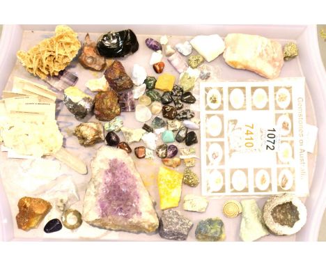 Quantity of rock crystals and gemstones. P&amp;P Group 3 (£25+VAT for the first lot and £5+VAT for subsequent lots) 