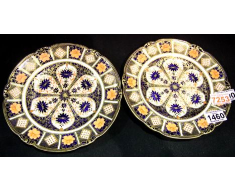 Two Royal Crown Derby plates in the Imari pattern. P&P Group 2 (£18+VAT for the first lot and £3+VAT for subsequent lots)Cond