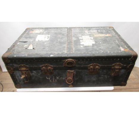 Travelling Trunk 