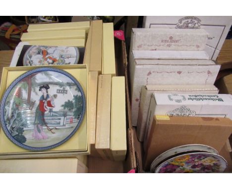 Eighteen boxed "Beauties of the Red Mansion" Chinese art collectors plates, eleven other collectors plates including two by R