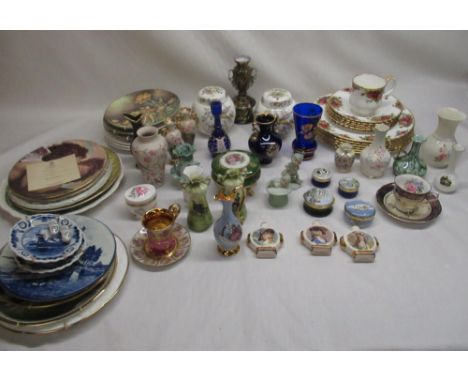 Royal Albert Old Country Roses tea cup, six dinner plates, six side plates, 2 Woods of Windsor Pomanders, selection of limite