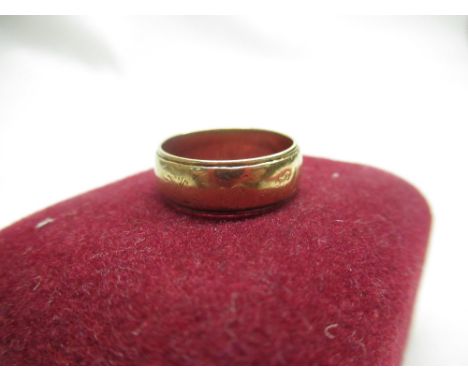 Hallmarked 18ct gold bright cut ring, Size K, gross 5.9g 